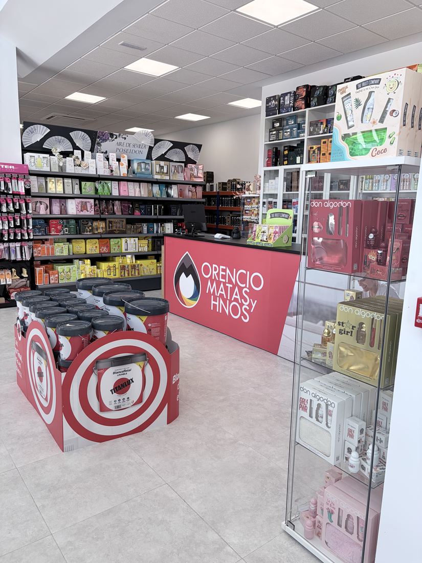 Exposición de perfumería y droguería
